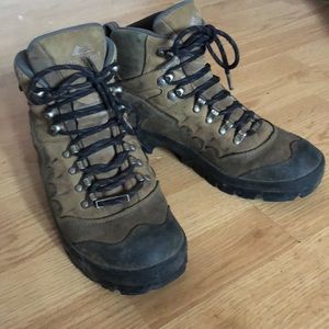 Hiking Boots for sale
